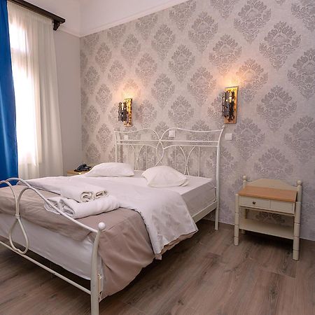 Hotel Kosmopolit لوتراكي المظهر الخارجي الصورة