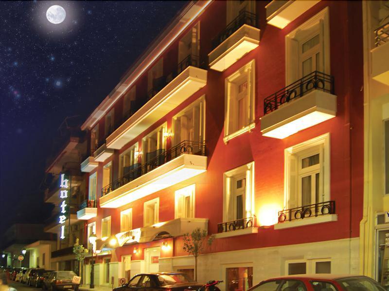 Hotel Kosmopolit لوتراكي المظهر الخارجي الصورة
